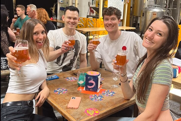 Amsterdam Craft Beer Brewery Tour by Bus with Tastings, foto 3