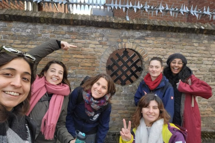 Escape the City Game with Live Game Host in Amsterdam, photo 2